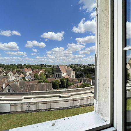 L'Horizon - Entree Independante - Parking Apartman Chartres Kültér fotó