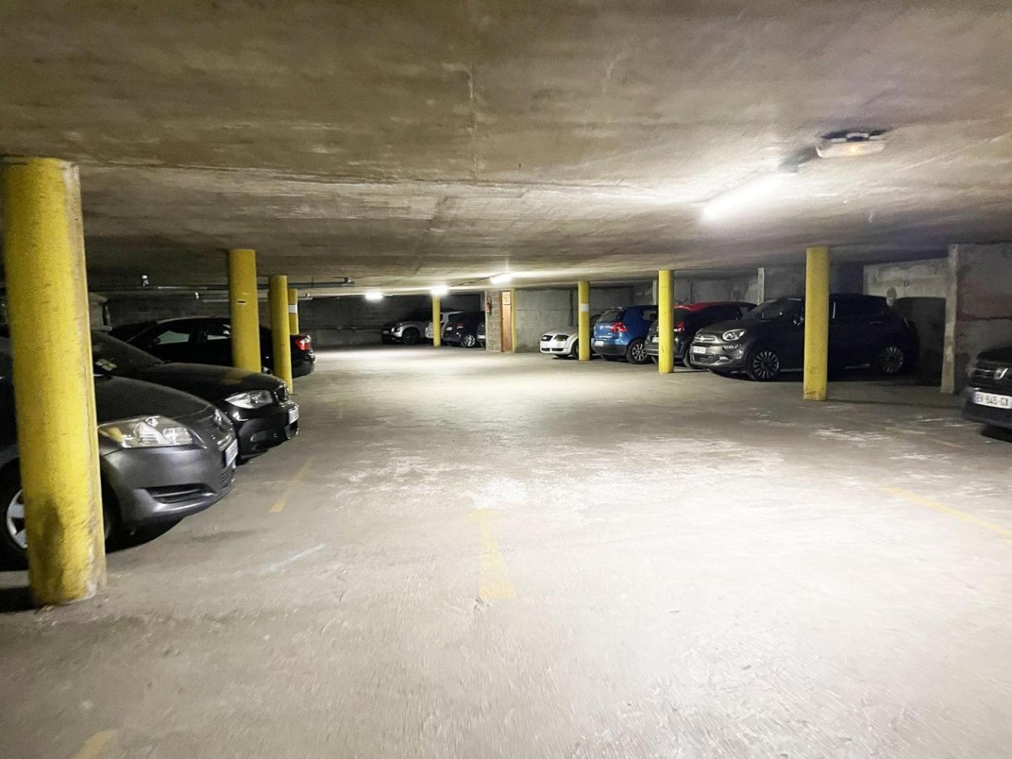 L'Horizon - Entree Independante - Parking Apartman Chartres Kültér fotó